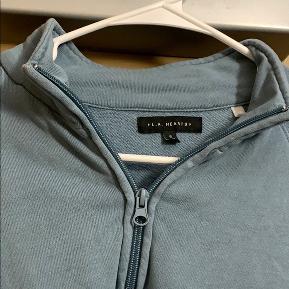 Blue sweater crop top - Picture 3 of 3